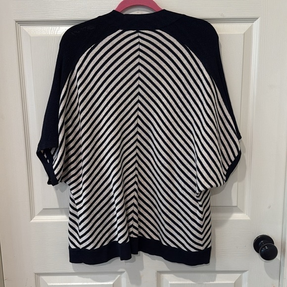 Chicos tan/black metallic open front cardigan, size 1 - Picture 8 of 8